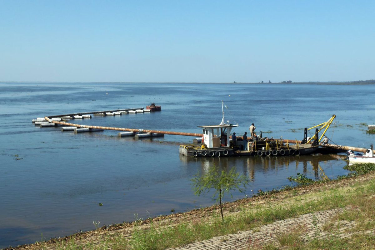 Servicios balizamiento y dragado - Puerto Santa Fe -03